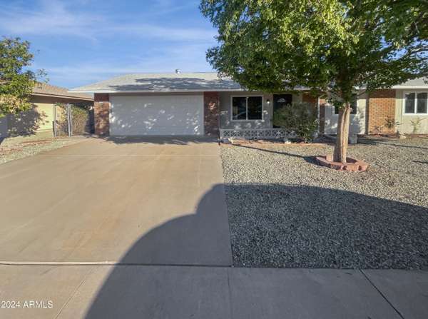 9206 W HIDDEN VALLEY Lane, Sun City, AZ 85351