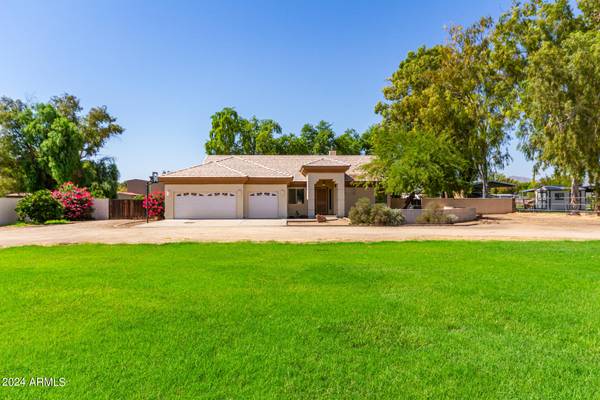 7308 N 173RD Avenue, Waddell, AZ 85355