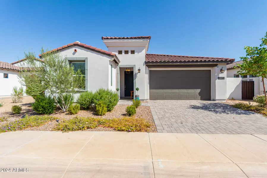 12075 N San Clemente Street, Surprise, AZ 85388