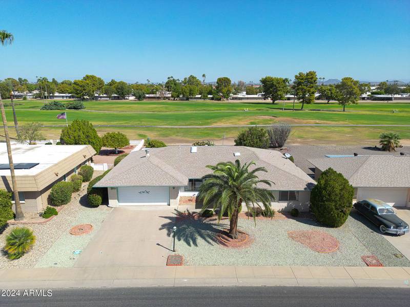 10432 W BROOKSIDE Drive, Sun City, AZ 85351