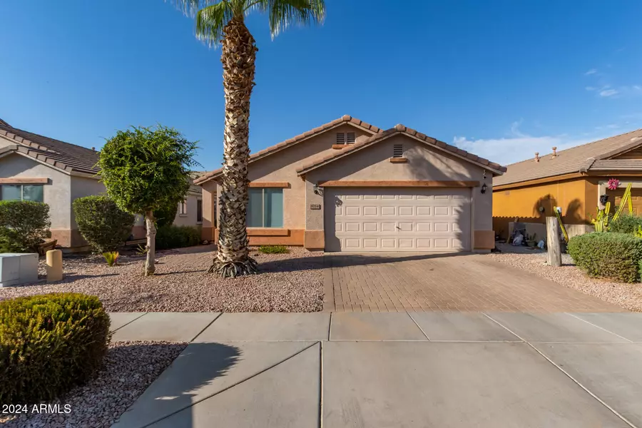 8714 W HEBER Road, Tolleson, AZ 85353