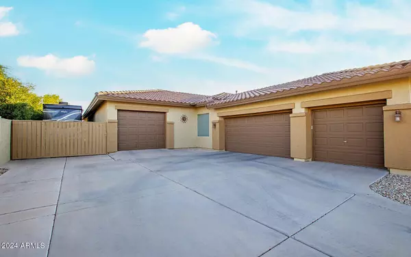 Peoria, AZ 85383,8235 W ROBIN Lane