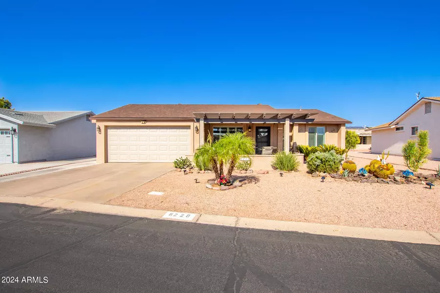 8228 E FARMDALE Drive, Mesa, AZ 85208