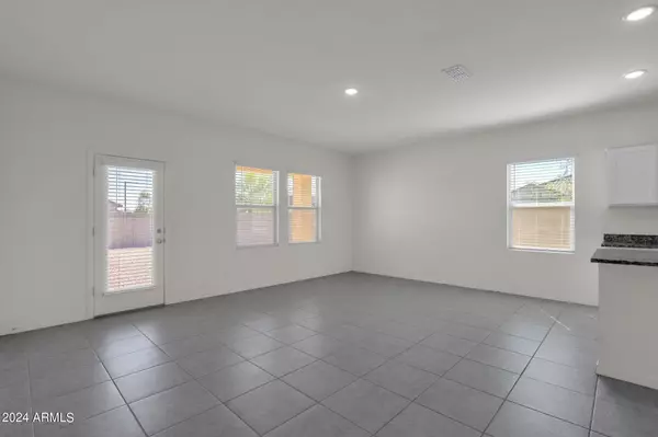 Litchfield Park, AZ 85340,19366 W COOLIDGE Street