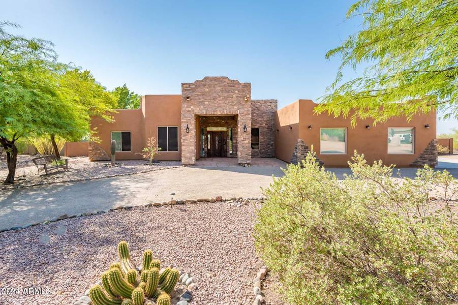 30826 N CROZIER Road, Wittmann, AZ 85361