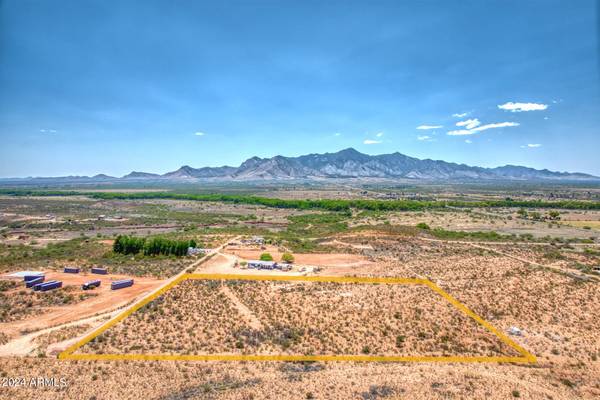 Hereford, AZ 85615,0 E Cascabel Pass Lot 27 -- #27