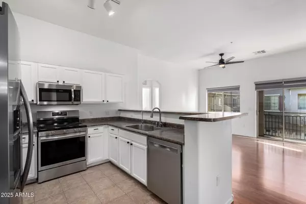 Tempe, AZ 85288,2402 E 5TH Street #1481