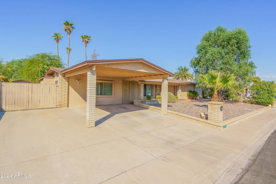 3714 E WETHERSFIELD Road, Phoenix, AZ 85032