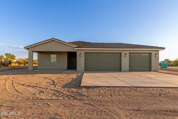 23505 E Cactus Forest Road, Florence, AZ 85132