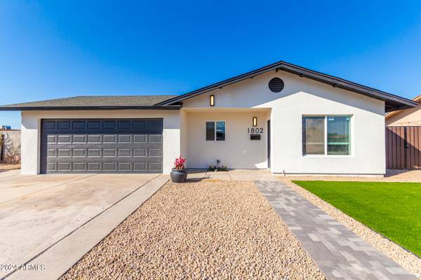 1802 E 2ND Street,  Mesa,  AZ 85203