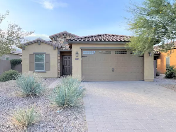 2723 E Mews Road, Gilbert, AZ 85298