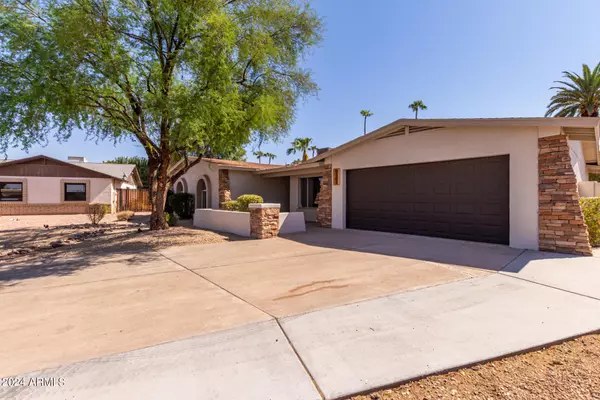 Glendale, AZ 85302,5307 W GOLDEN Lane