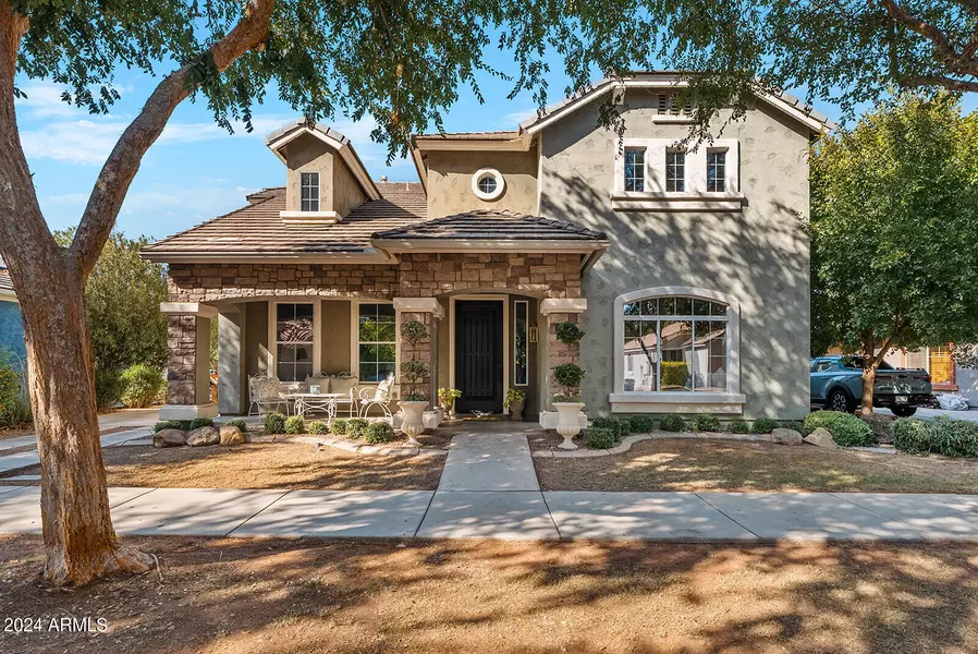 2664 E VIRGINIA Street, Gilbert, AZ 85296