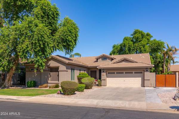 4046 E DEL RIO Street, Gilbert, AZ 85295