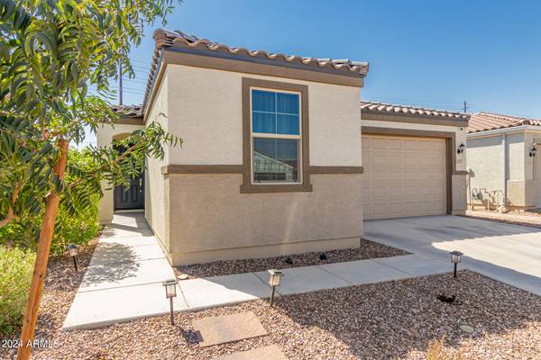 Phoenix, AZ 85041,2427 W KOWALSKY Lane