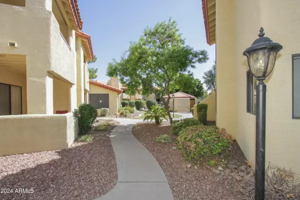 Paradise Valley, AZ 85253,7008 E GOLD DUST Avenue #139