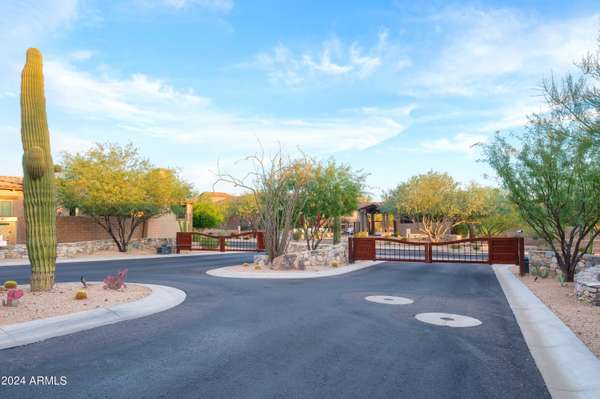 Carefree, AZ 85377,8691 E EASTWOOD Circle