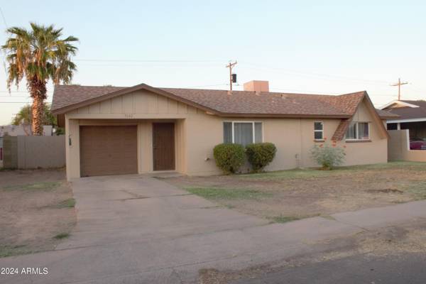 Phoenix, AZ 85019,3642 W Rose Lane