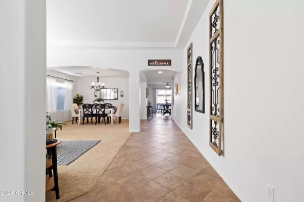 Waddell, AZ 85355,18646 W VOGEL Avenue