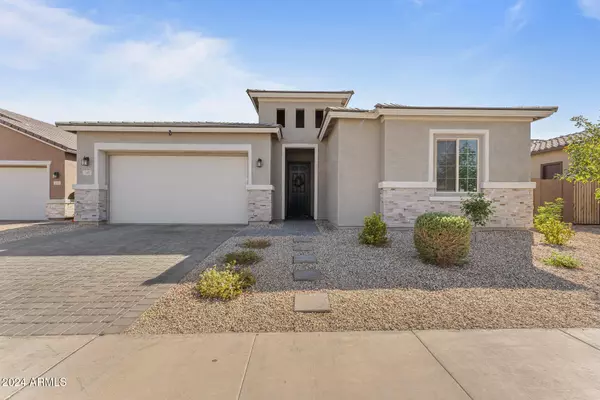 141 S 156TH Drive, Goodyear, AZ 85338