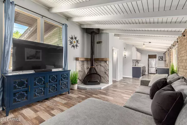 Phoenix, AZ 85018,4203 N 36TH Street #2