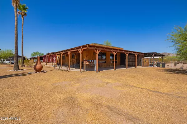 Apache Junction, AZ 85120,1036 W TEPEE Street