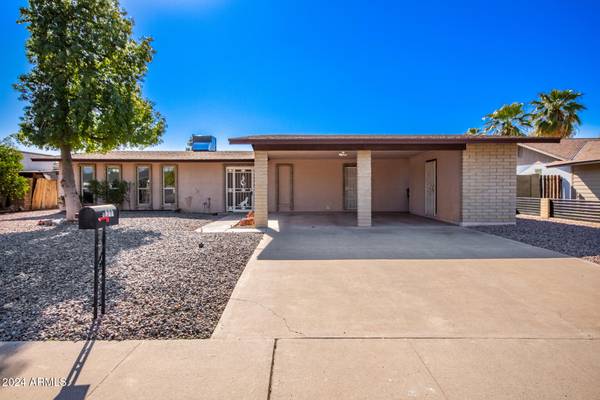 Phoenix, AZ 85029,3621 W Charter Oak Road