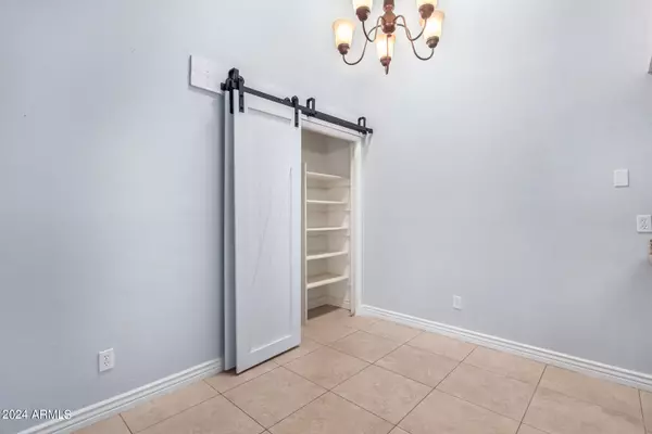 Mesa, AZ 85201,629 N MESA Drive #40