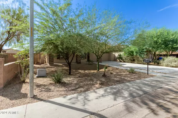 Phoenix, AZ 85040,2513 E CHIPMAN Road