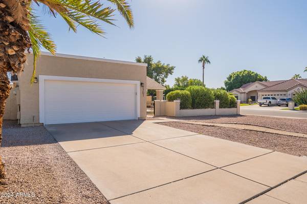 Chandler, AZ 85225,1701 N BURBANK Court