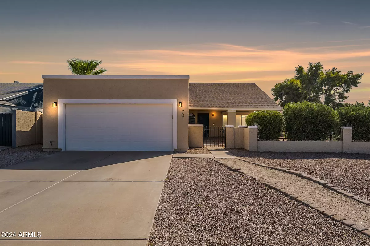 Chandler, AZ 85225,1701 N BURBANK Court