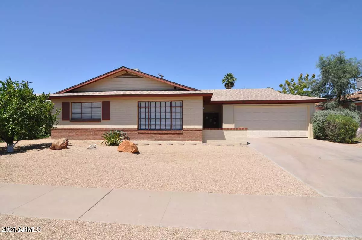 Phoenix, AZ 85017,2614 W LAWRENCE Road
