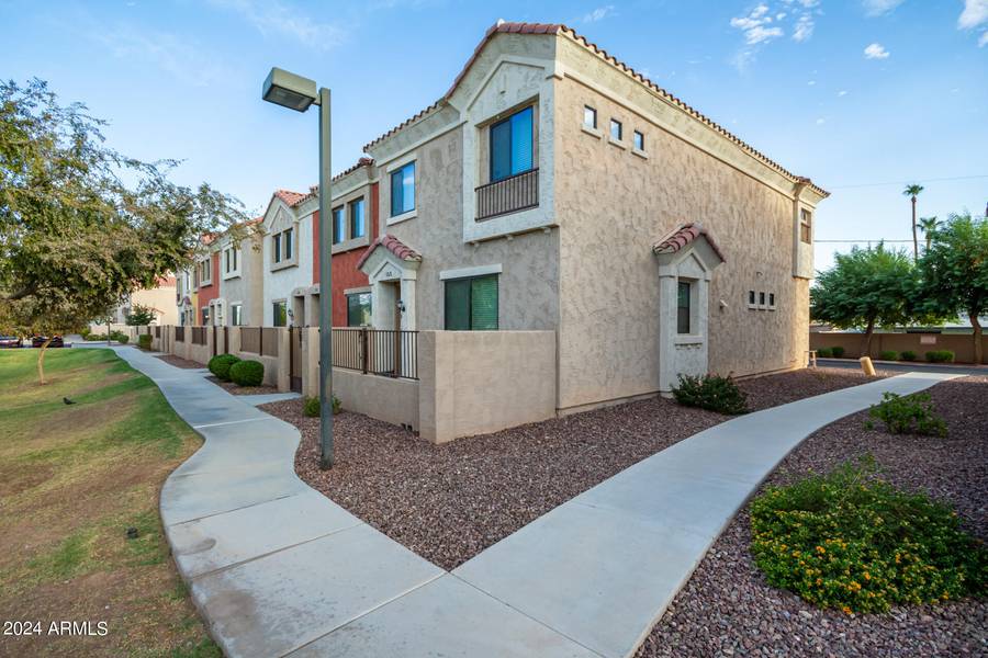 1950 N CENTER Street #111, Mesa, AZ 85201