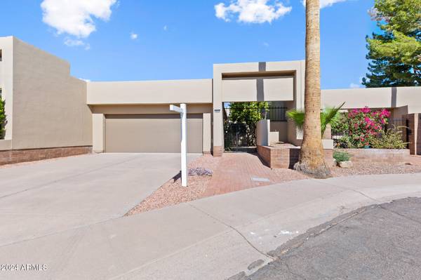 Scottsdale, AZ 85258,9025 N 86TH Place