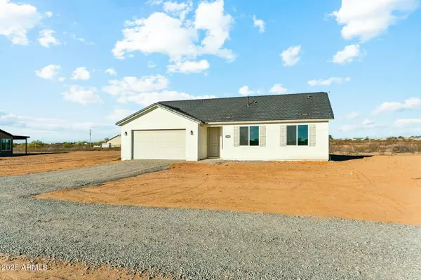 Wittmann, AZ 85361,31904 N 221ST Drive