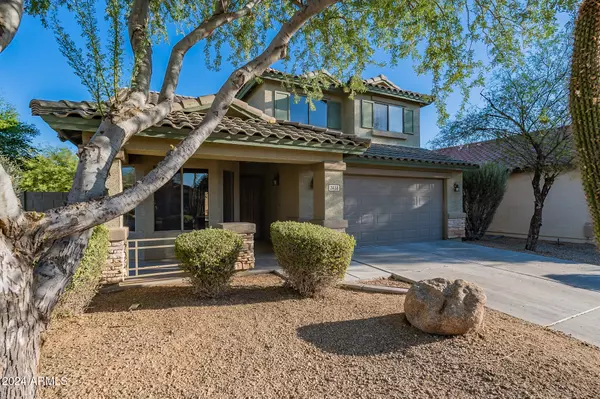 2438 W GAMBIT Trail, Phoenix, AZ 85085