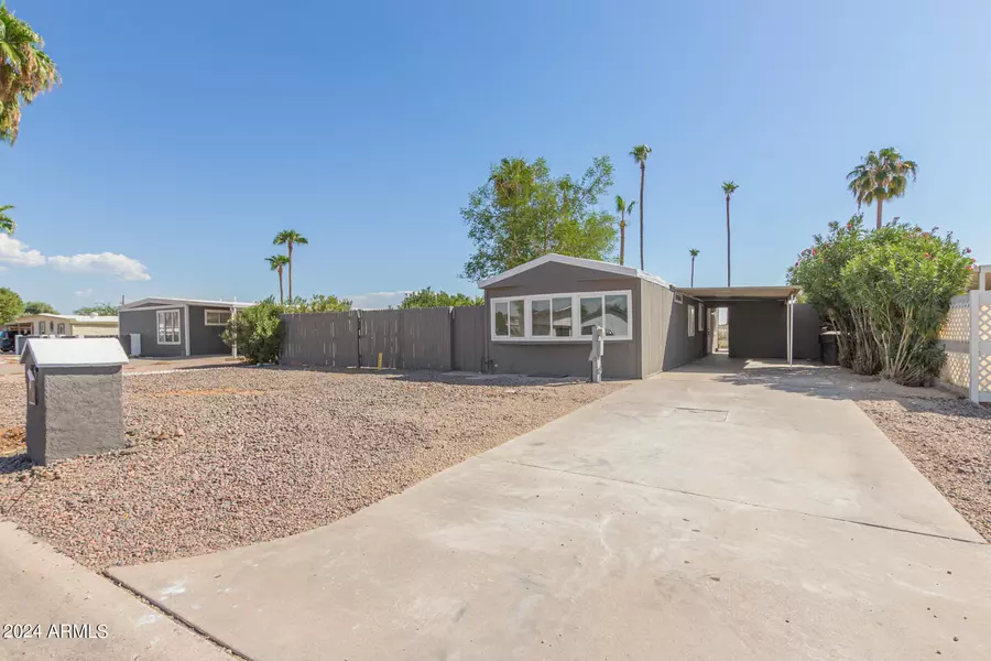 7717 E INVERNESS Avenue, Mesa, AZ 85209