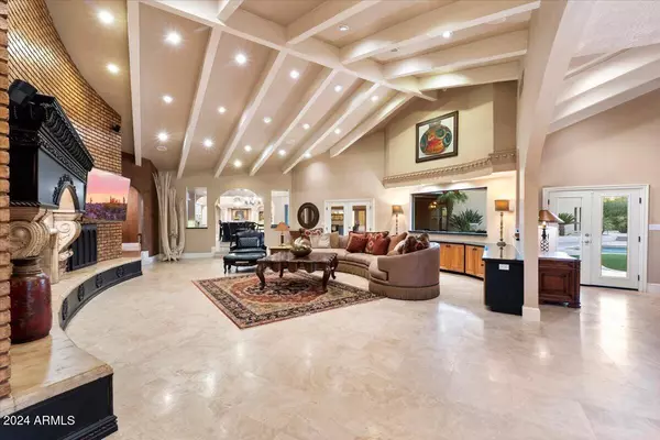 Paradise Valley, AZ 85253,10416 N 52ND Street