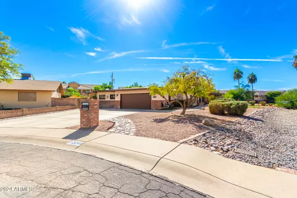 Mesa, AZ 85215,2040 N 63RD Place