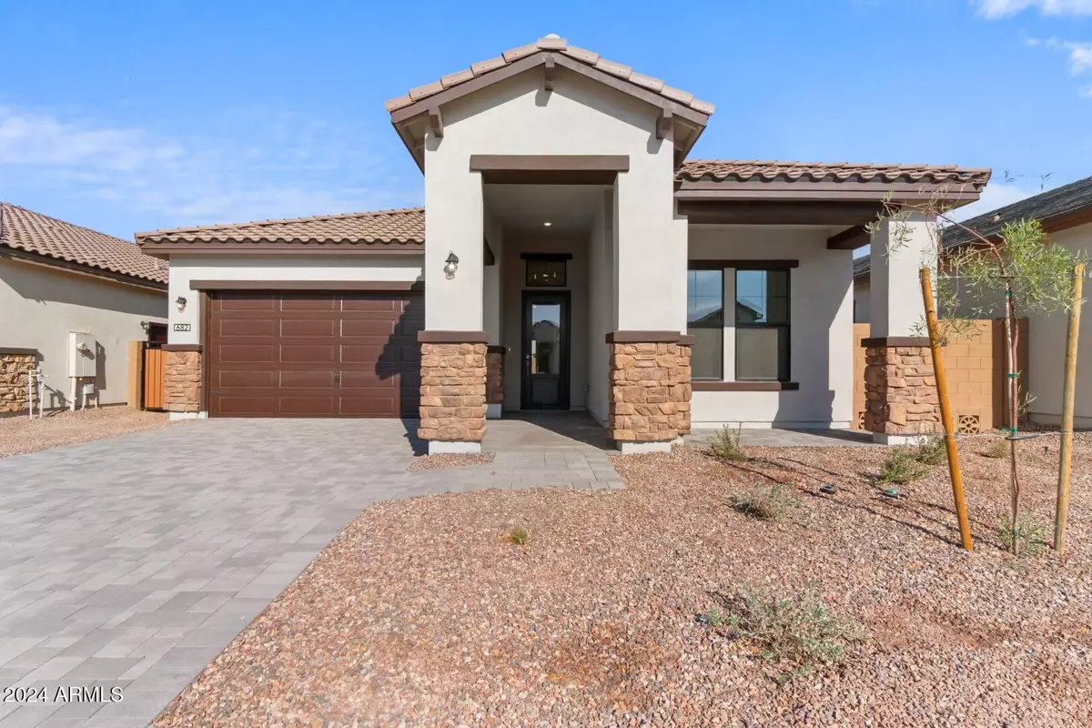 San Tan Valley, AZ 85140,682 E Aurora Drive