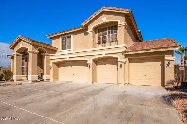 Litchfield Park, AZ 85340,5331 N PAJARO Court