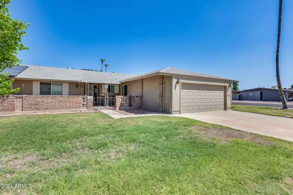 10702 W KELSO Drive, Sun City, AZ 85351