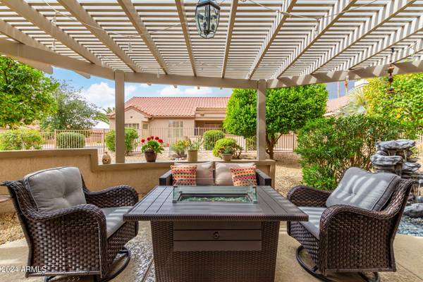 18322 N KOKOPELLI Court, Surprise, AZ 85374