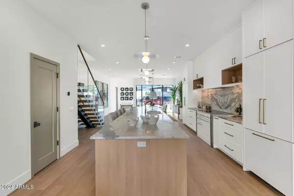 Scottsdale, AZ 85251,6914 E 2ND Street