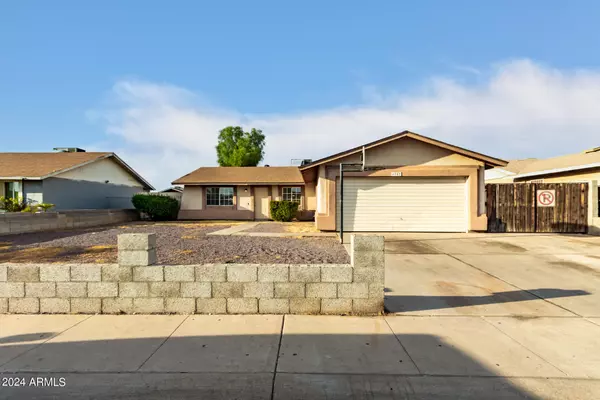 6742 W COLTER Street, Glendale, AZ 85303