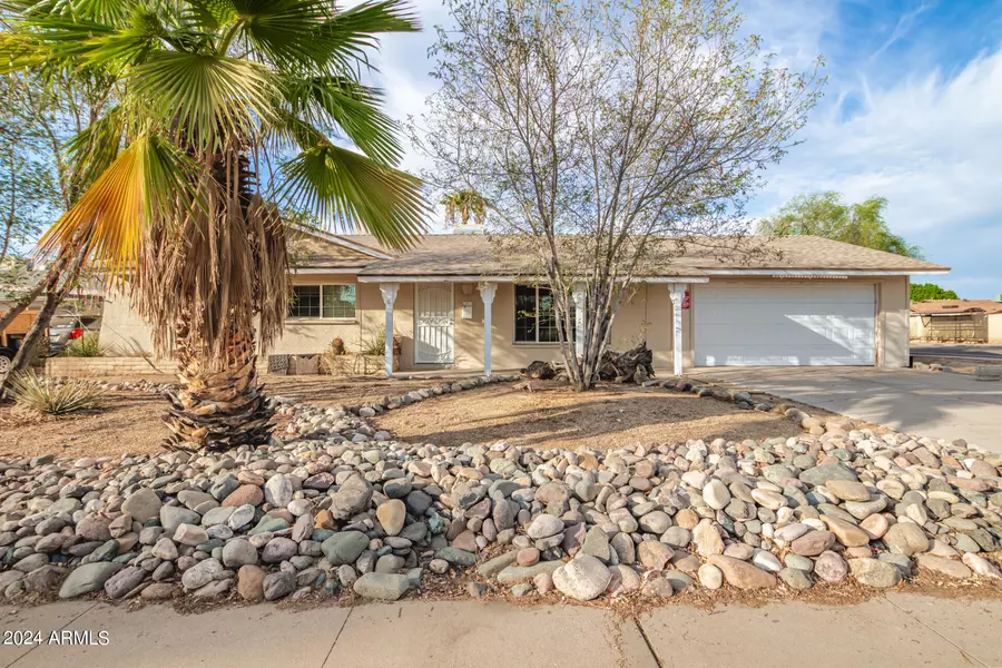 3102 W HEARN Road, Phoenix, AZ 85053