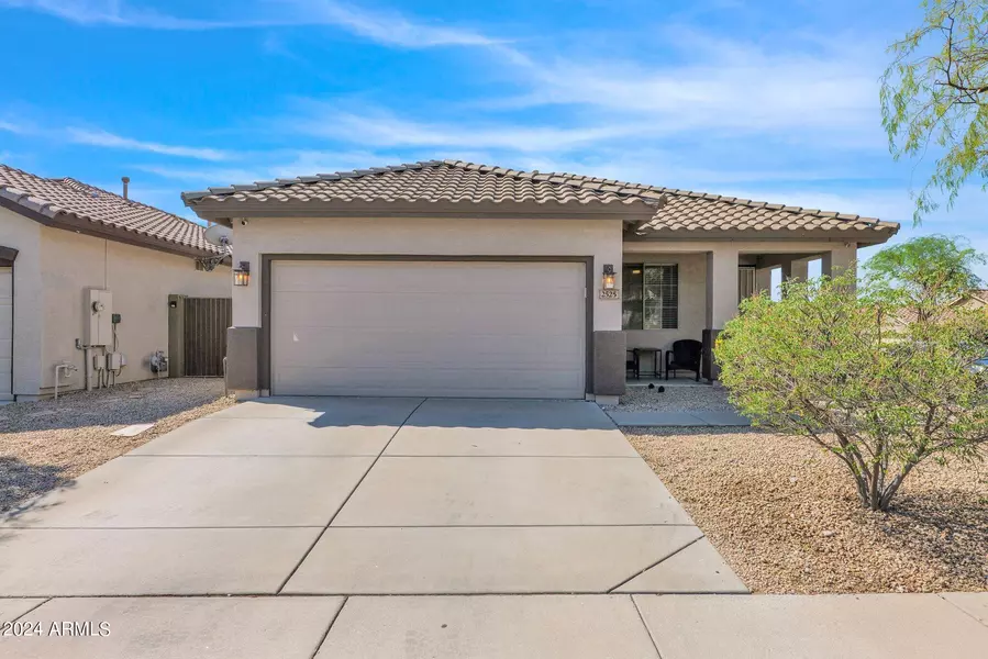 2525 W WHITMAN Drive, Anthem, AZ 85086