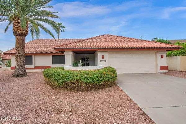 6701 W UTOPIA Road, Glendale, AZ 85308