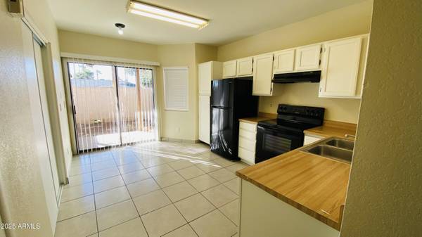 Glendale, AZ 85301,4608 W MARYLAND Avenue #1117