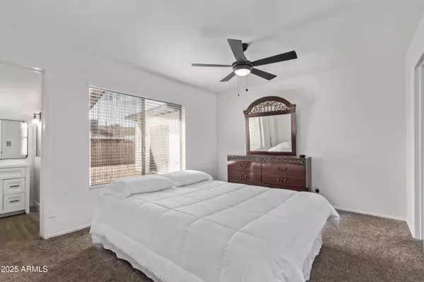 Mesa, AZ 85210,728 W GROVE Circle